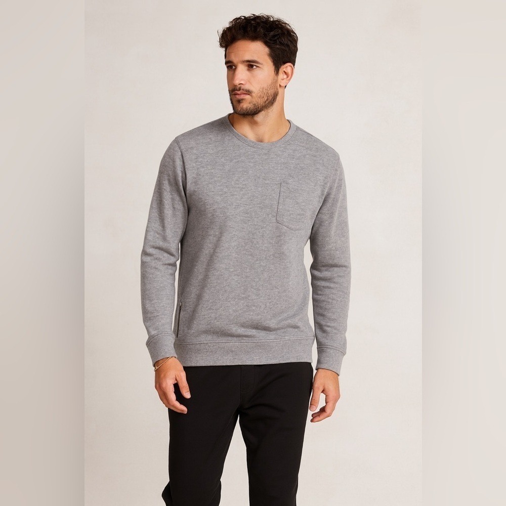 Vuori Gray Long Sleeve Sweatshirt Crewneck Pocket Athleisure Pullover Size M
